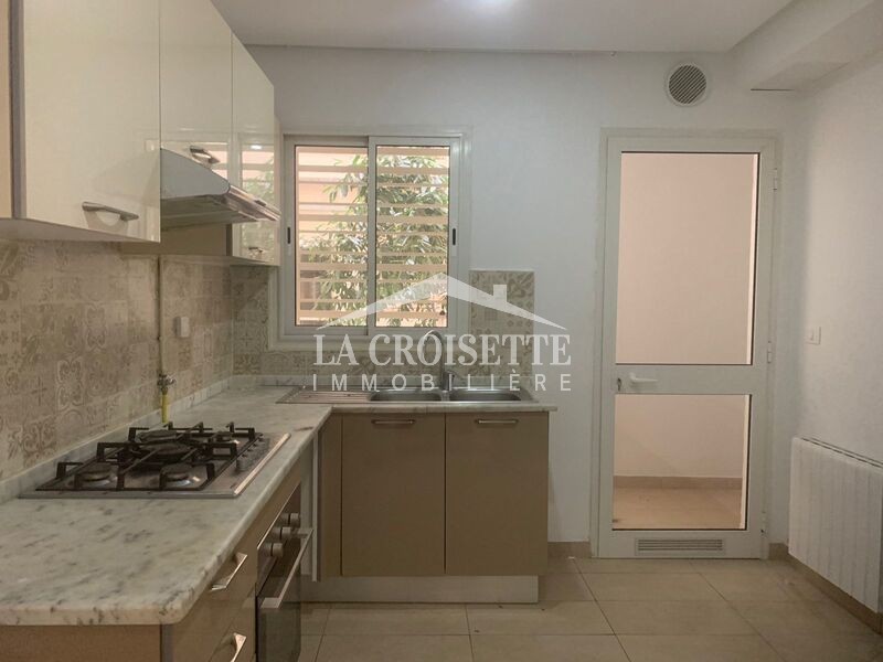 Appartement S+2  avec jardin à La Soukra